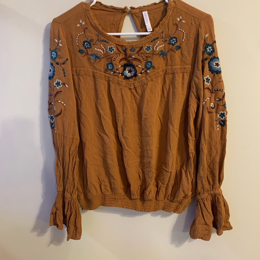 XHILARATION Brown/Orange Top